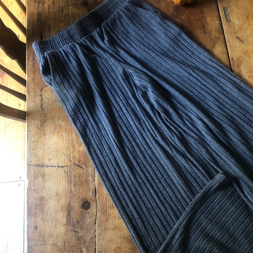 Ribbed Gray Wide-Leg Pants